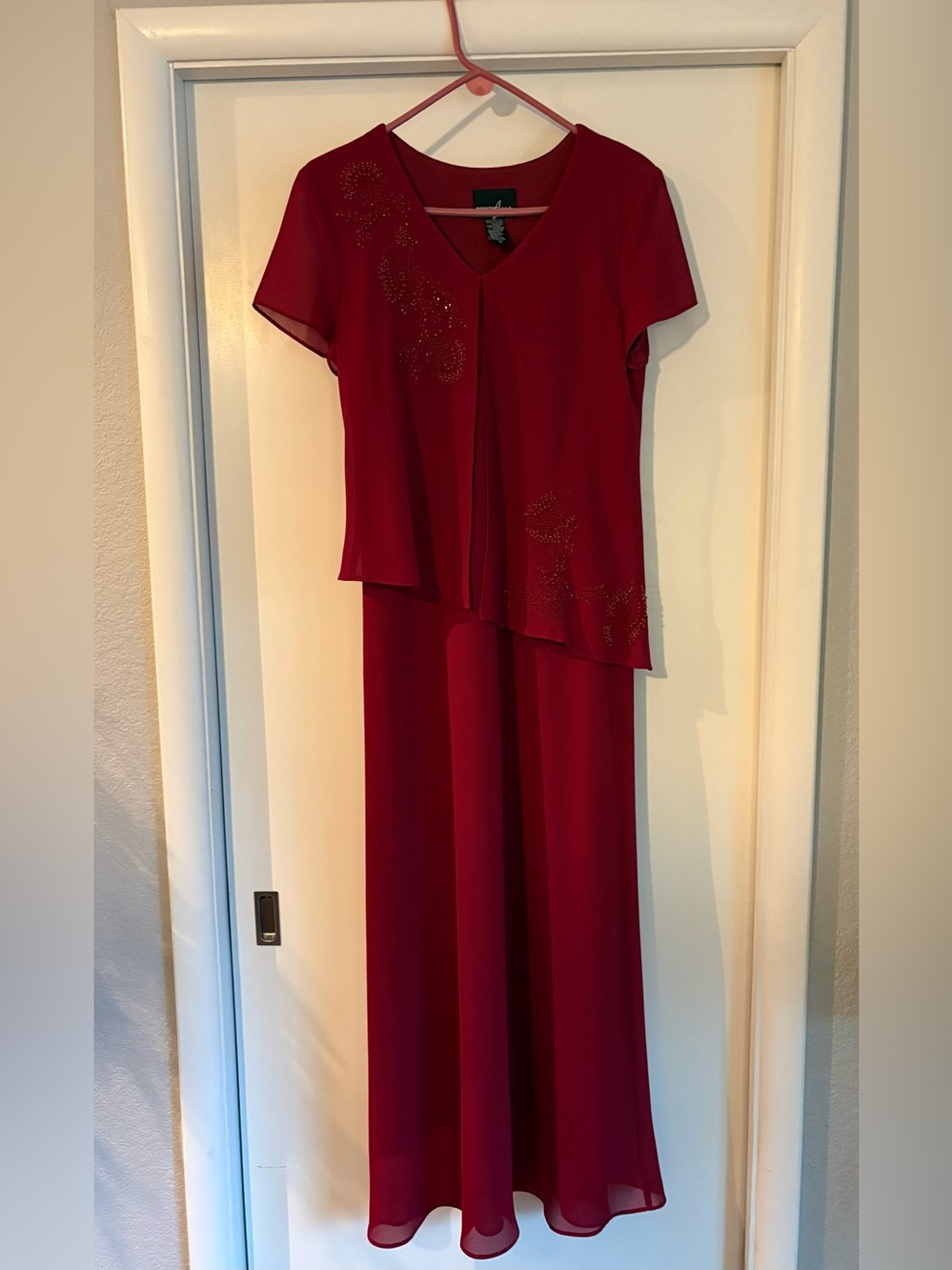 Elegant Red V-Neck Women’s Dress with Overlay